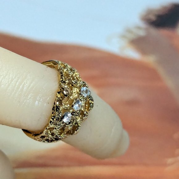 Past Present and Future Ring Brutalist Design with genuine Cubic Zirconias 3mm - Picture 3 of 9